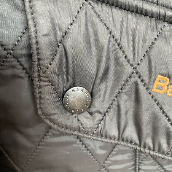 Women's Barbour Cavalry Black Polarquilt Quilted Jacket size 10 M/L Zip Pockets - Picture 8 of 14